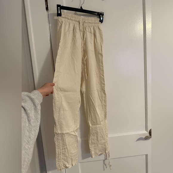 Cream pants size Xs - Picture 2 of 5